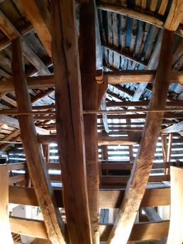 L'architettura alpina e Casa Escartons